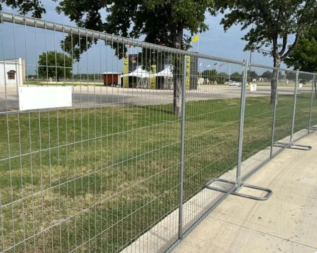 Temporary fence rental delivery in Fort Myers, FL